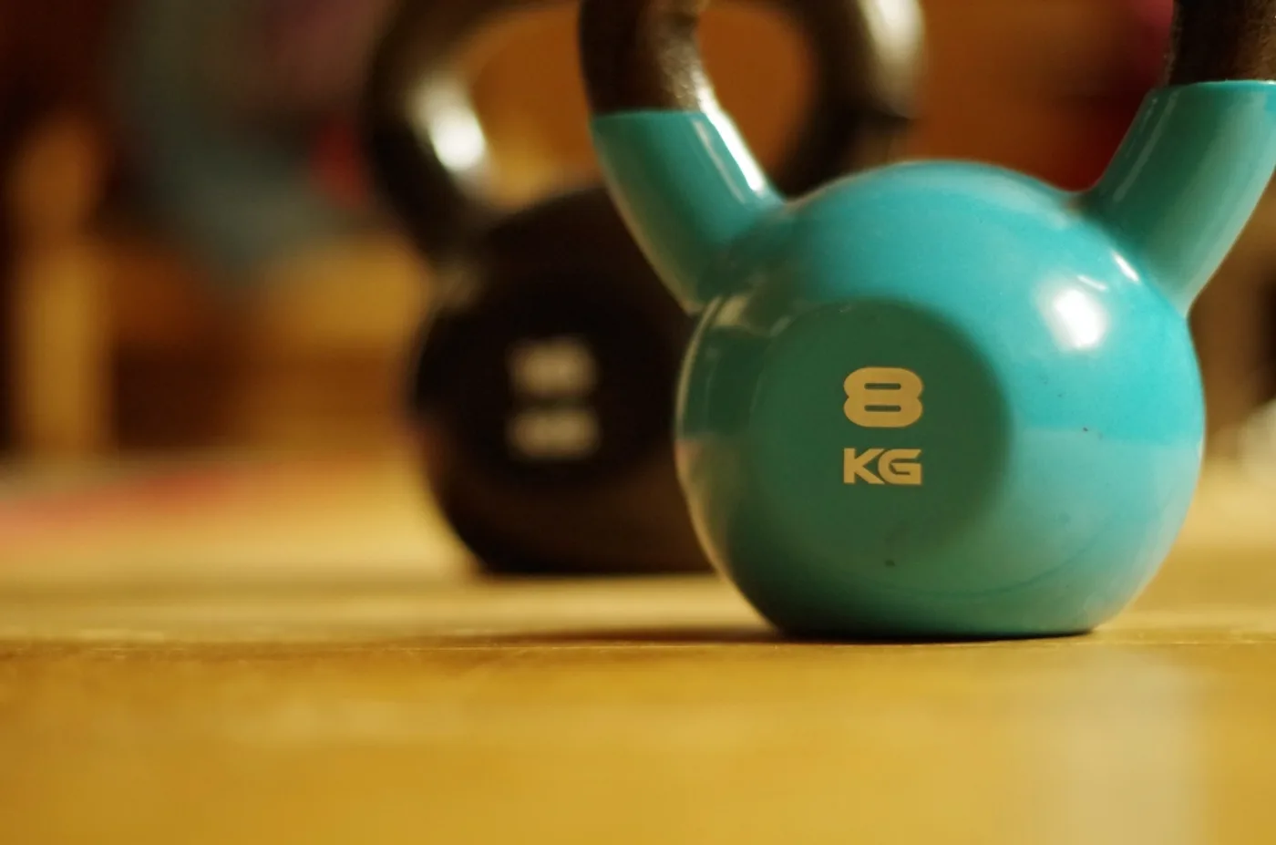 Iron Akhada Soft-coat Kettlebell, 8 kg